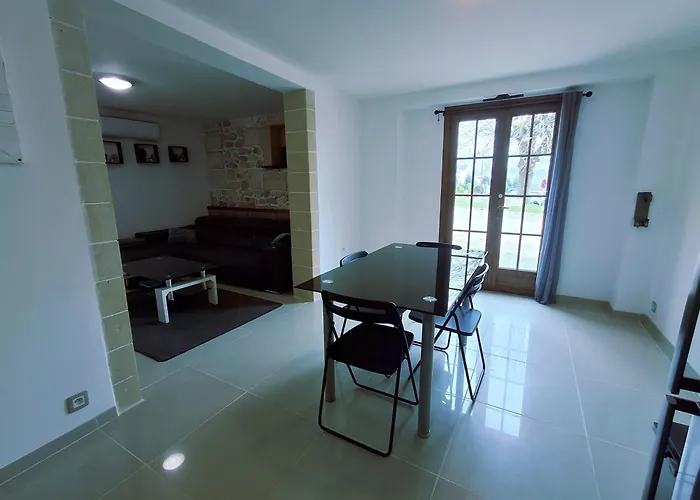 Villeneuve - Proche Blaye Apartment